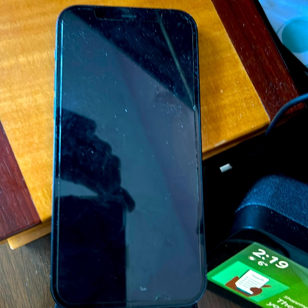 iPhone 12 64 GB